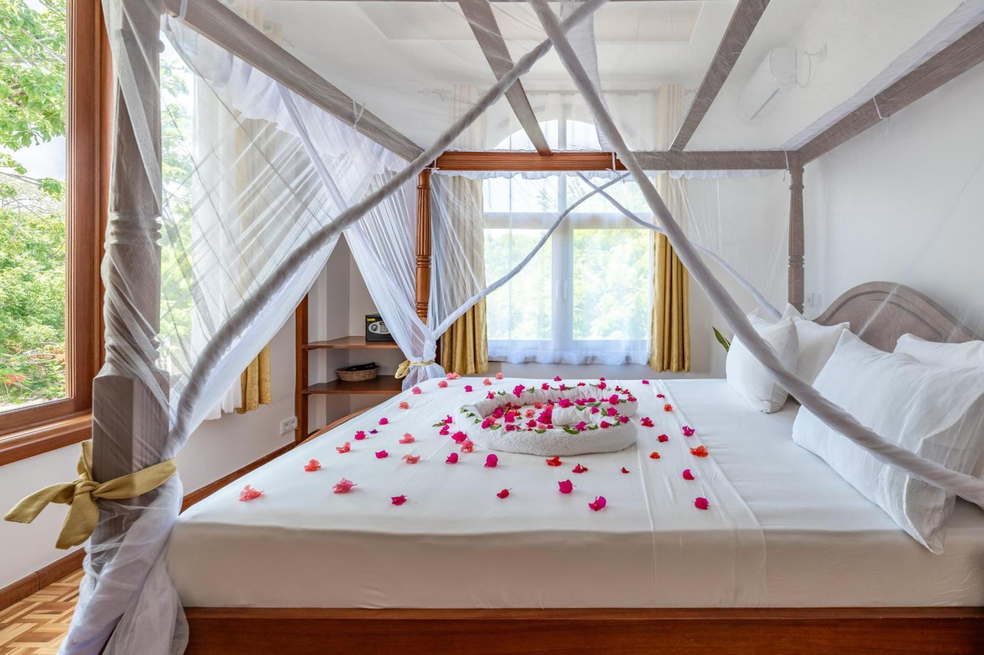 Villa Branca Diani Boutique Luxury & Personalized Service Diani Beach Luaran gambar