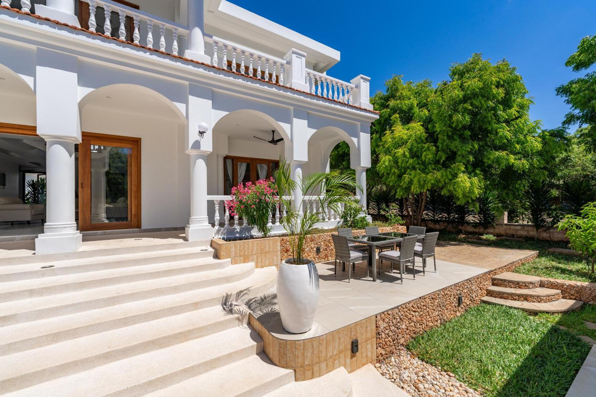 Villa Branca Diani Boutique Luxury & Personalized Service Diani Beach Luaran gambar
